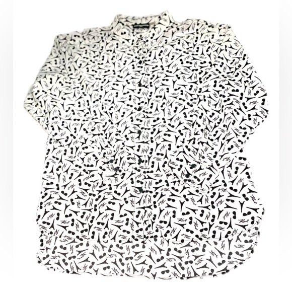 Karl Lagerfeld Tops - KARL LAGERFELD PARIS White/Black Eiffel Tower & Sunglasses Print – Size XL